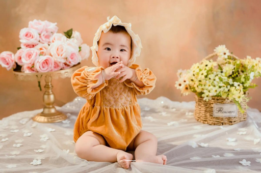 沁阳宝宝从鼻子里溢奶处理